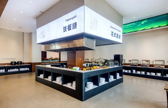 悅龍·泊心居·自助餐廳