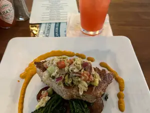 Uncle Ike's Sandbar & Grill