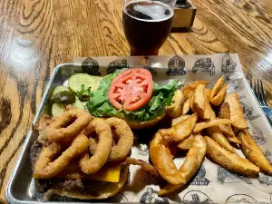 Pearl Street Grill & Brewery