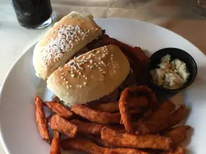 Creekview Restaurant