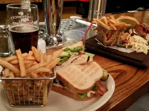 Chieftans Restaurant & Bar