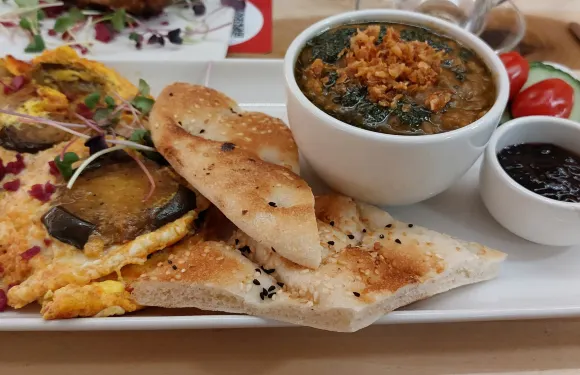 Botte Chai Bar