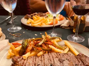 Hostal Meson Hueso
