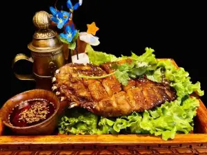 Ruyi Linka Copper‑Pot Yak Beef Tibetan Bistro