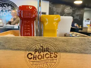 Pour Choices Neighborhood Bar