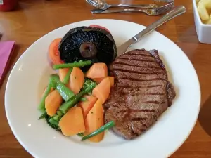 The Woll Restaurant