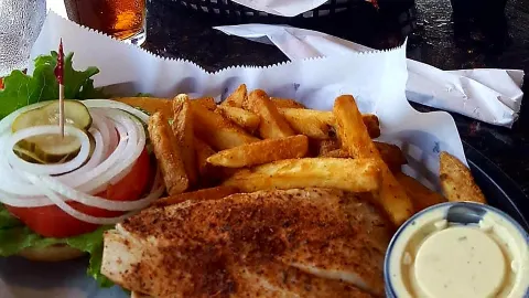 Upper Deck Cafe in Hernando County