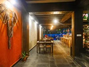 Greasy Spoon Restaurant, sauraha