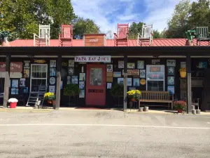 Papa Kayjoe's Bar B Que