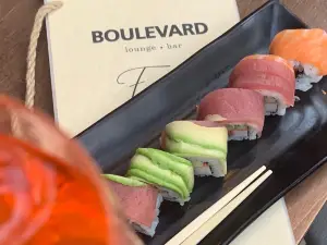 Boulevard Lounge Bar
