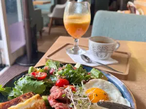 Waffle Cafe