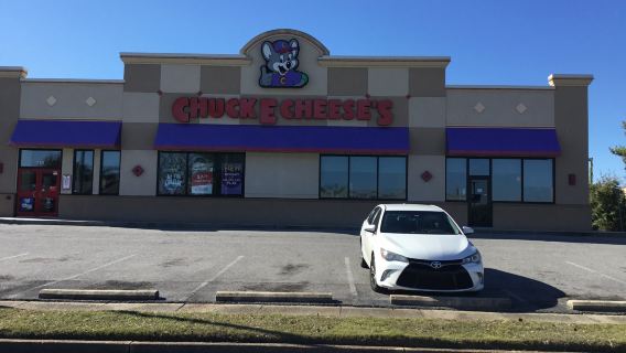 Chuck E. Cheese