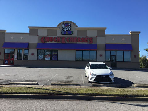 Chuck E. Cheese