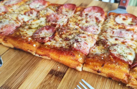 Dank Pizza Cafe
