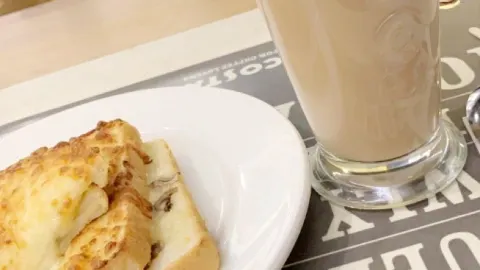 Costa Coffee in Crawley