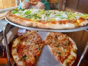 East 20 Pizza