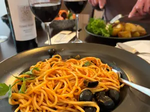 La Taverna