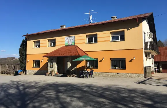 Okrepćevalnica Pri Belem križu