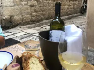 Uje Restaurant