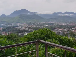 Hive Bar Pakbeng