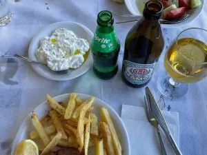 Argyra Akti