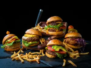 Tuani's Resto Bar