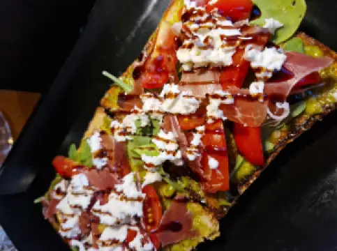 Cuisine & wine bar “Castello”