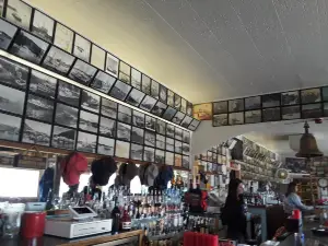 Pioneer Bar & Liquor Store