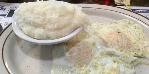 Hilary's Restaurant, Diner & Royal Deli