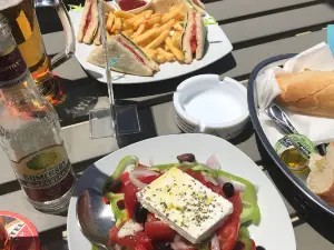 Akatos Cafe Snack Cocktail Bar