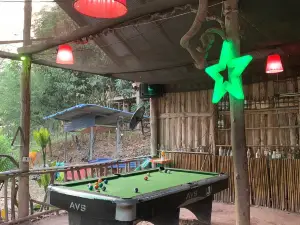 Happy Bar