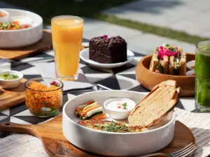 Jaipur Modern - Store & Kitchen