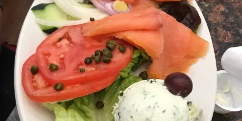 Max's Deli & Restaurant