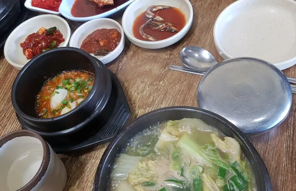 Bbong I Ne Restaurant Jaegi