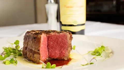 Mark's Prime Steakhouse in เกนส์วิลล์