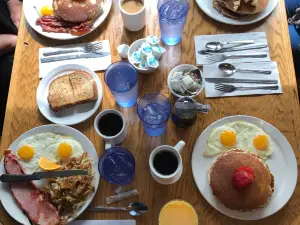 Good Life Cafe