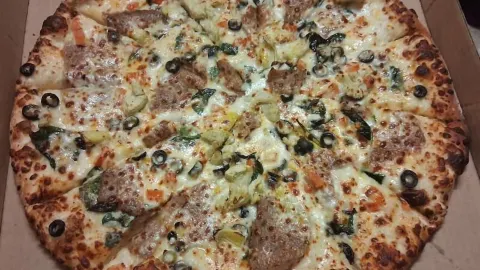 Pizza Perfection in 普爾曼