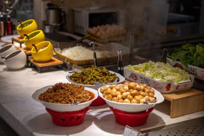 Meihaolizhi Restaurant (xujiahuihengshanluqijian)