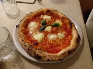 Luna Rossa
