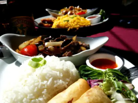 Bay View Bar & Thai Dining