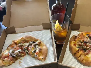 Il Vicino Wood Oven Pizza