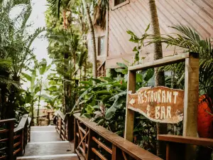 The Sunken Fish Restaurant