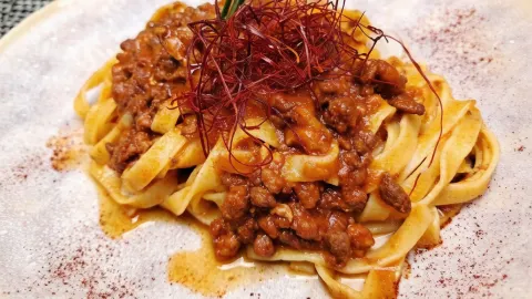 Baccanale by di Vinae in Lucca