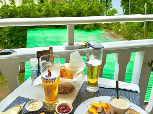Moz Cafe