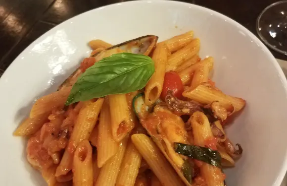 Wine Connection Deli - Beehive