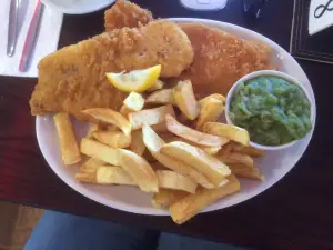 Busy Bees Restaurant & Takeaway