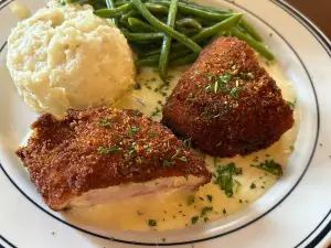 Mimi's Cafe