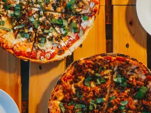 Woods Pizza & Beer Garden