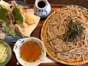 そば八