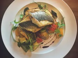 The Dressers Arms | Pub & Rooms